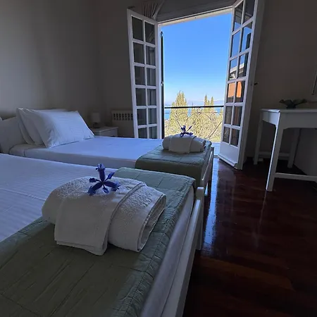 Athinas House * Evropouloi