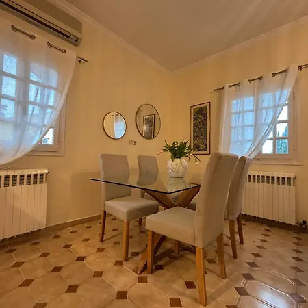 Athinas House Prázdninový dům Evropouloi