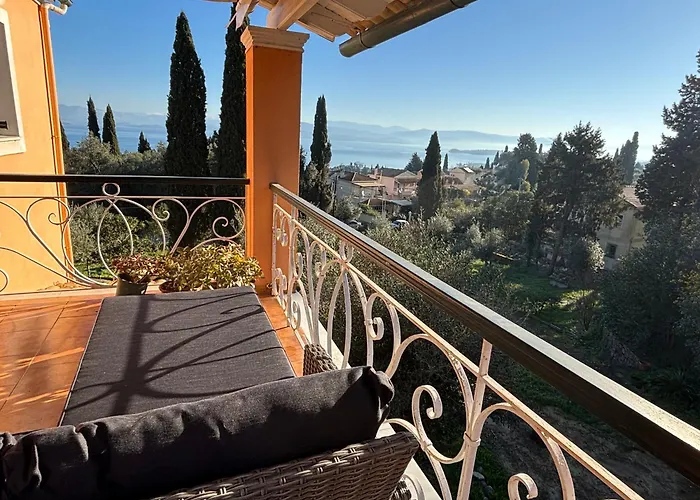 Athinas House Evropouloi