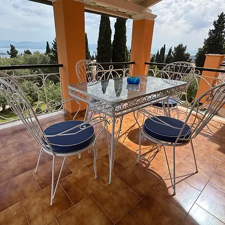 Athinas House بيت للعطل