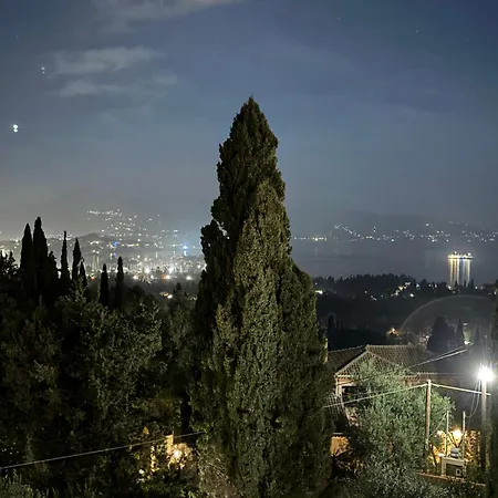 Athinas House بيت للعطل