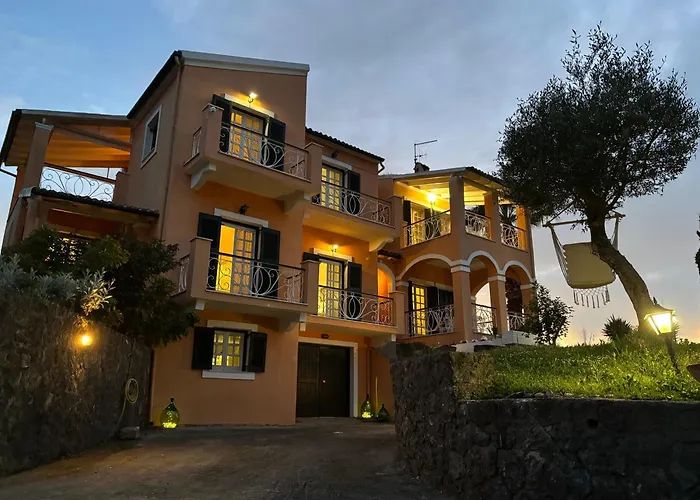 Nyaraló Athinas House *