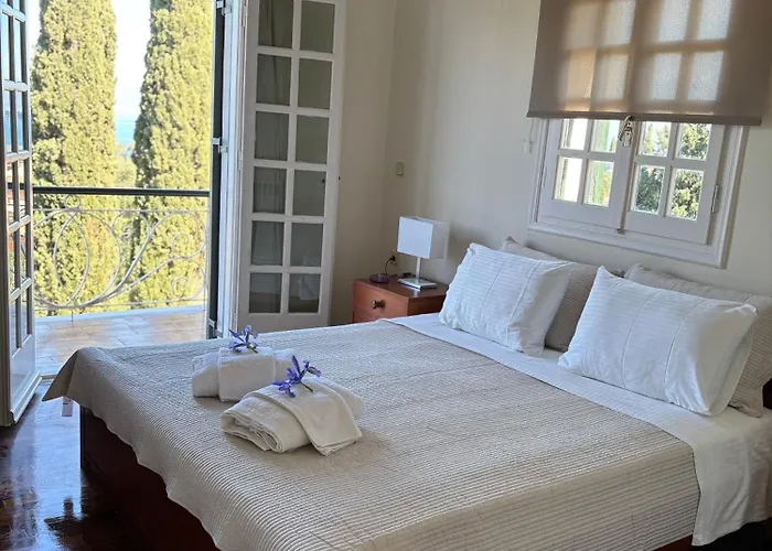 Athinas House *