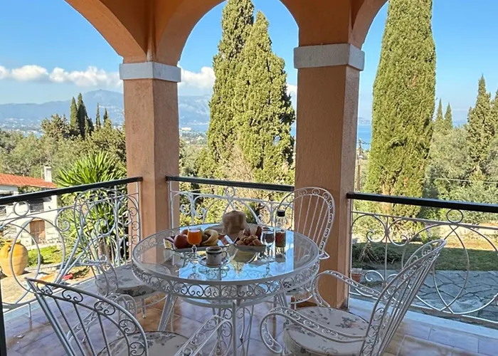 Athinas House Nyaraló Evropouloi