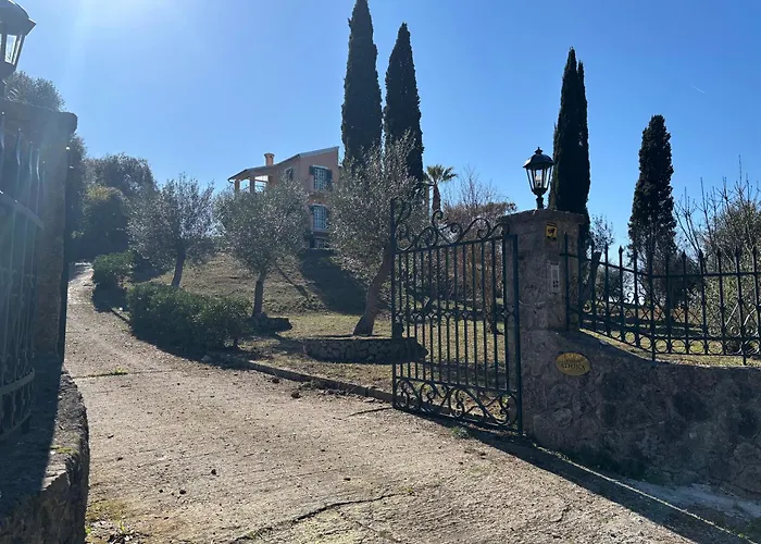 Nyaraló Athinas House *